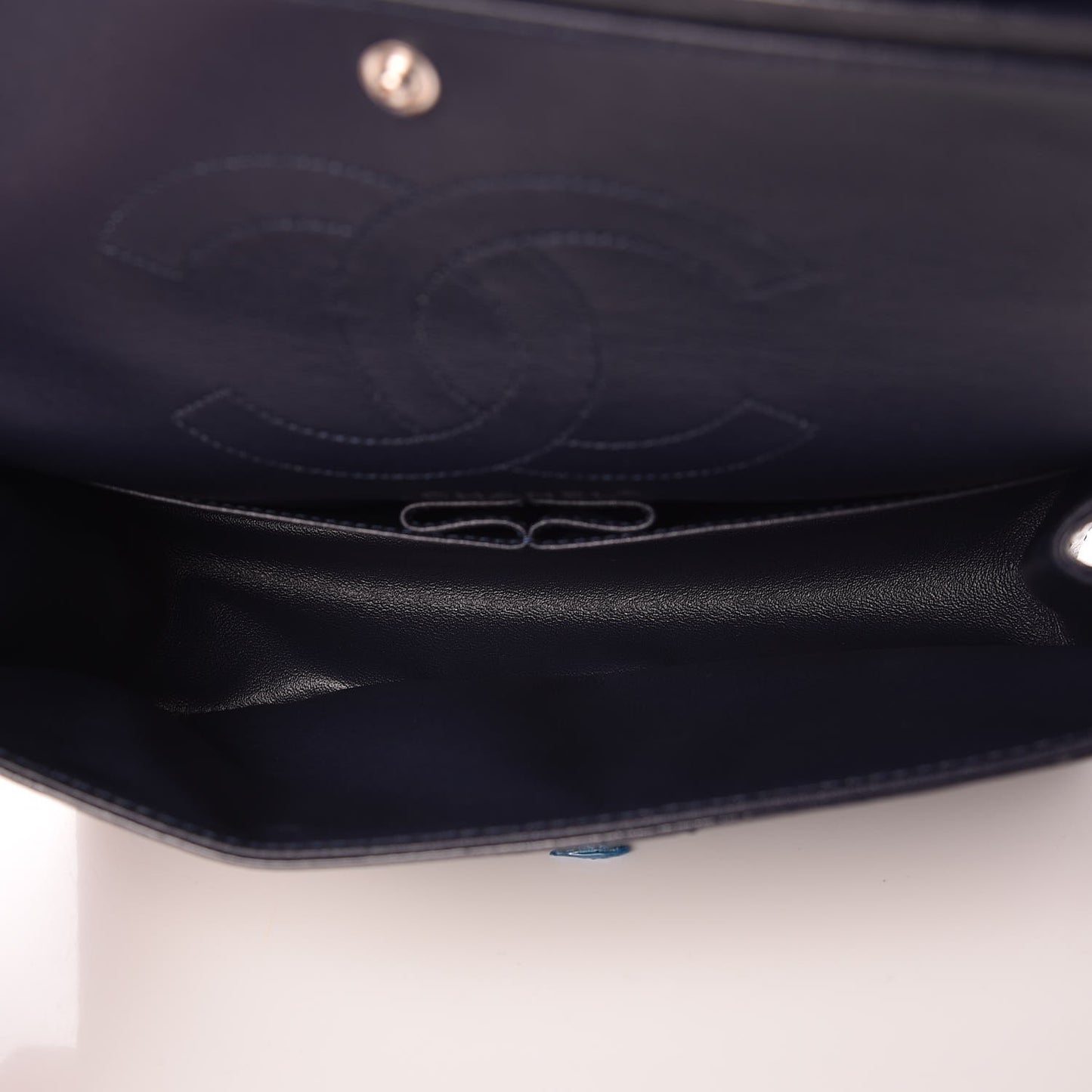 Glazed Calfskin Quilted 2.55 Reissue 225 Flap Dark Navy Blue