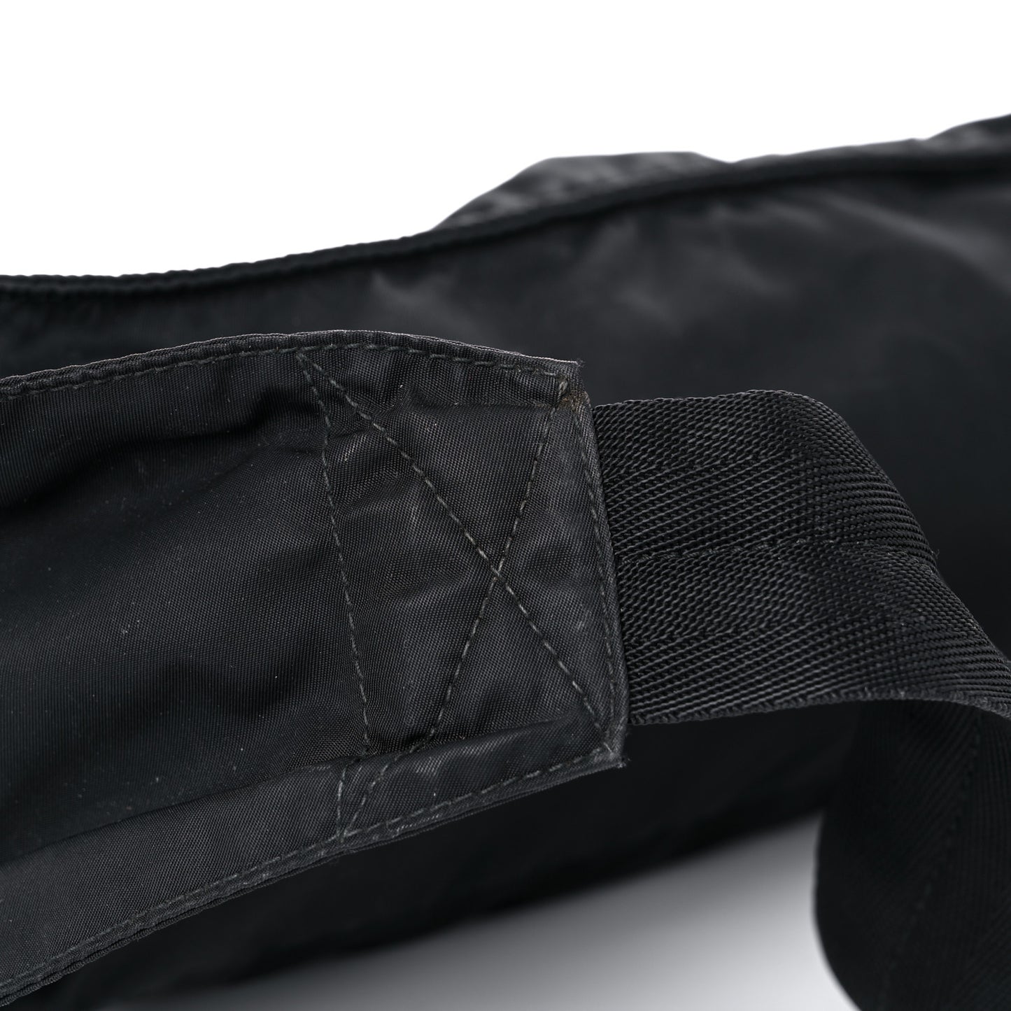 Tessuto Nylon Montagna Belt Bag Black