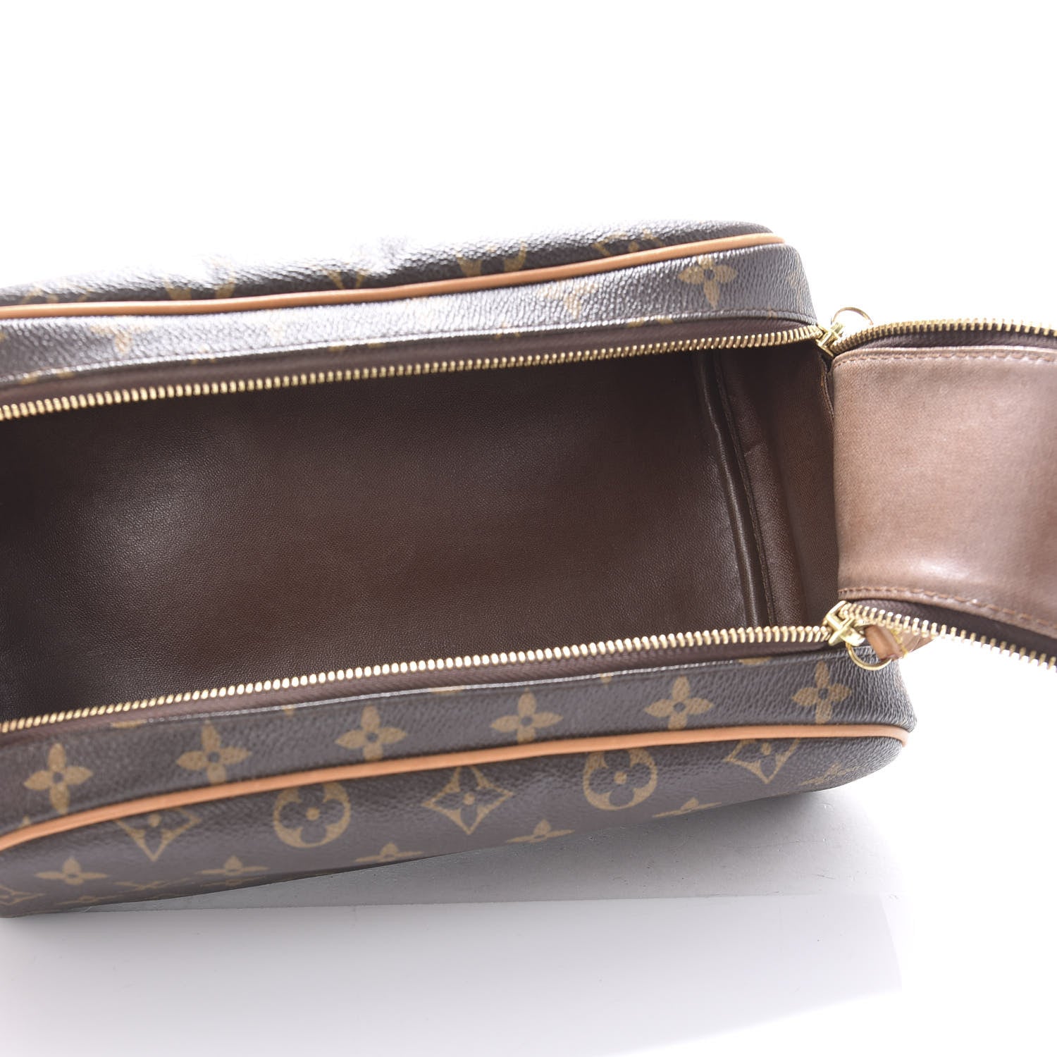 Louis Vuitton Monogram King Size Toiletry Bag 9 of 18