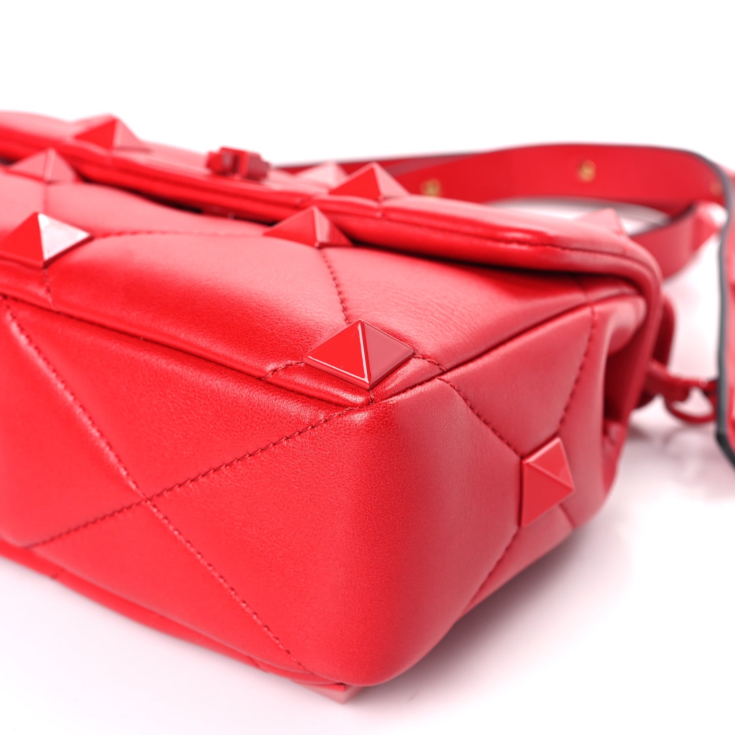 Nappa Enamel Monochrome Medium Roman Stud Shoulder Bag Rouge Pur