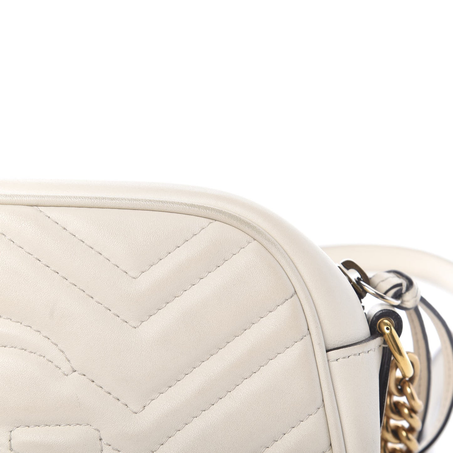 Calfskin Matelasse Small GG Marmont Chain Shoulder Bag White
