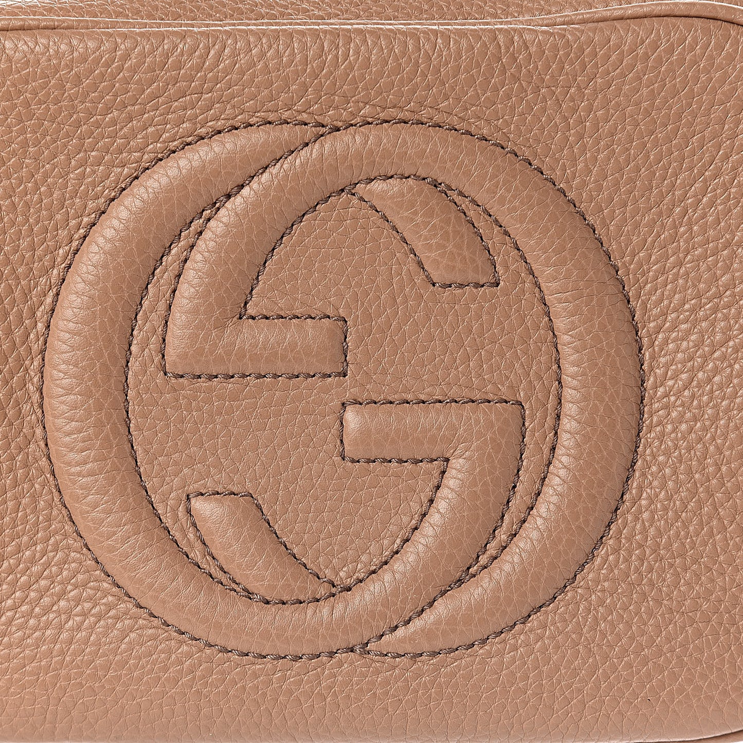Pebbled Calfskin Small Soho Disco Bag Camelia