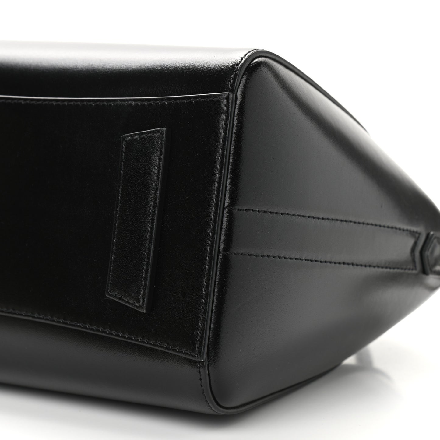 Shiny Lord Calfskin Small Antigona Black