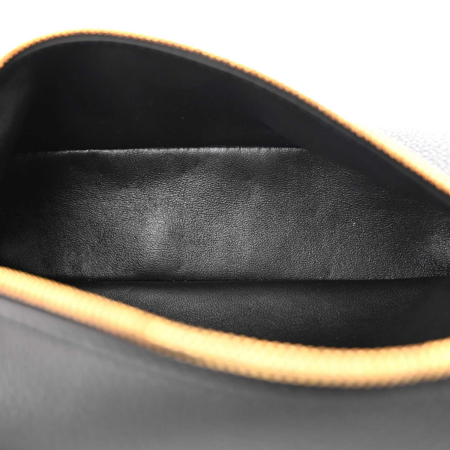 Grained Calfskin L19 Extra Pocket Pouch Black
