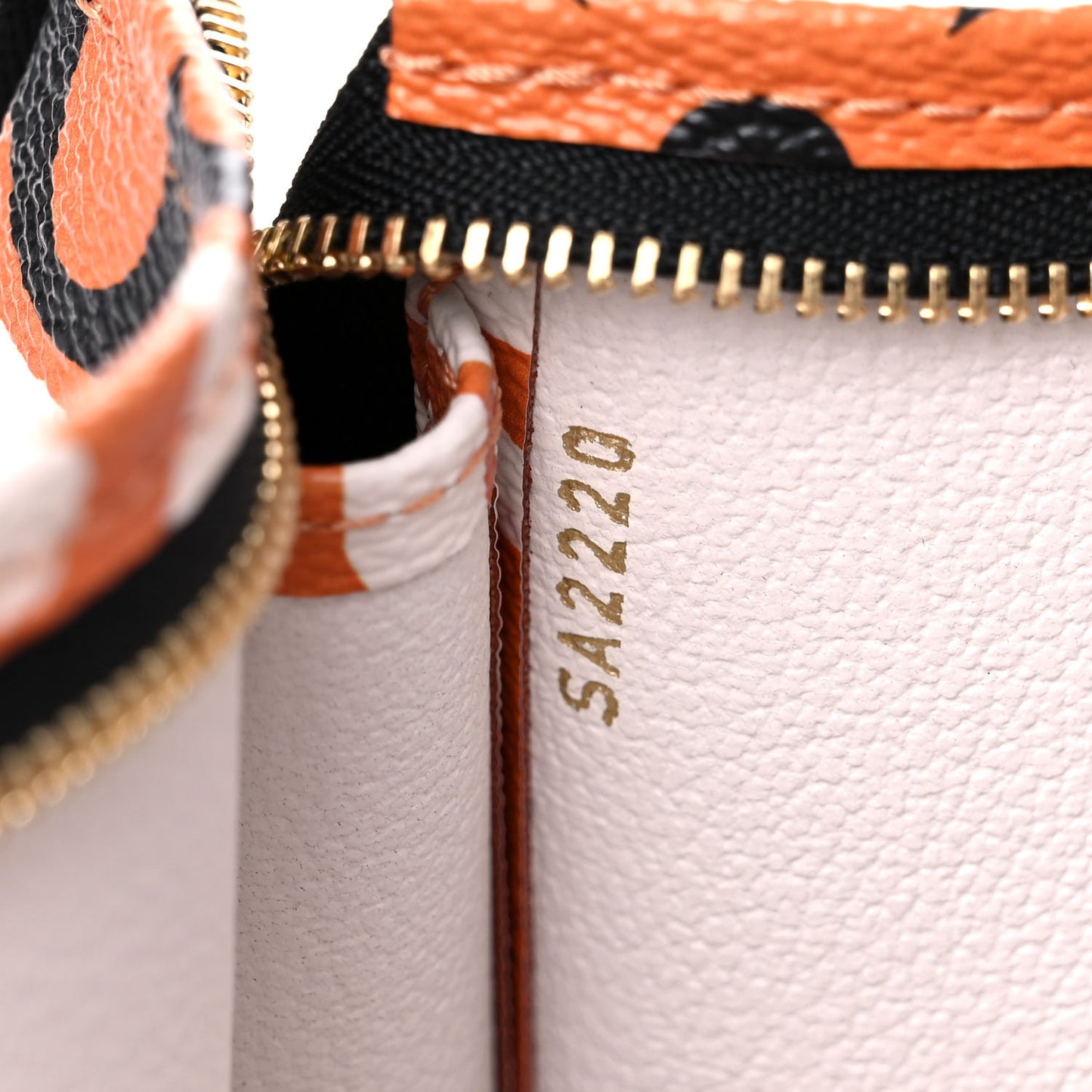 Monogram Giant Crafty Pochette Toiletry 26 Creme Caramel