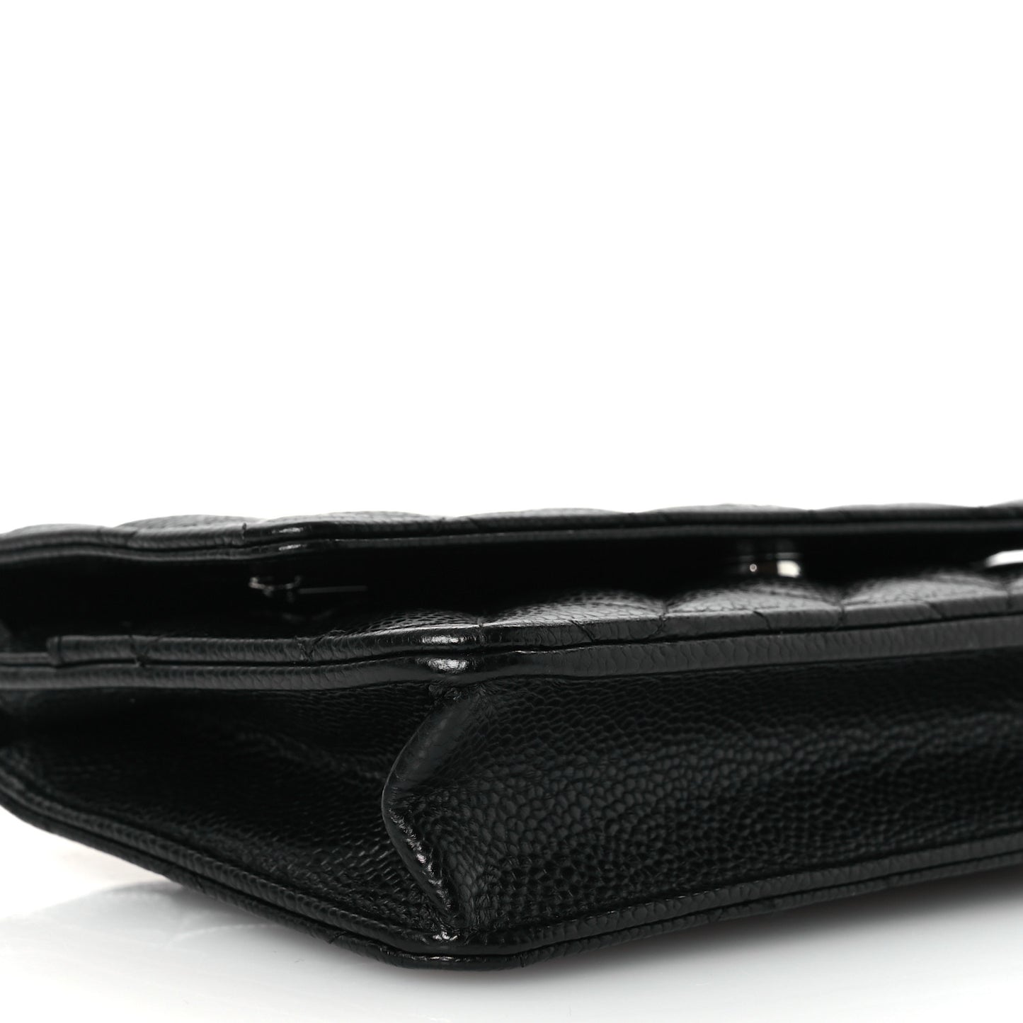 Caviar Quilted Wallet on Chain WOC Black