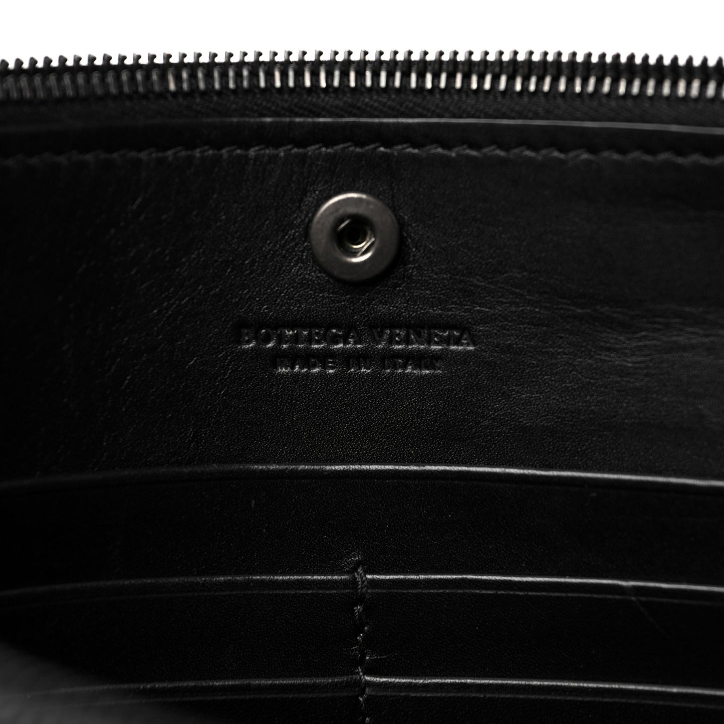 Nappa Intrecciato Wristlet Zip Wallet Black