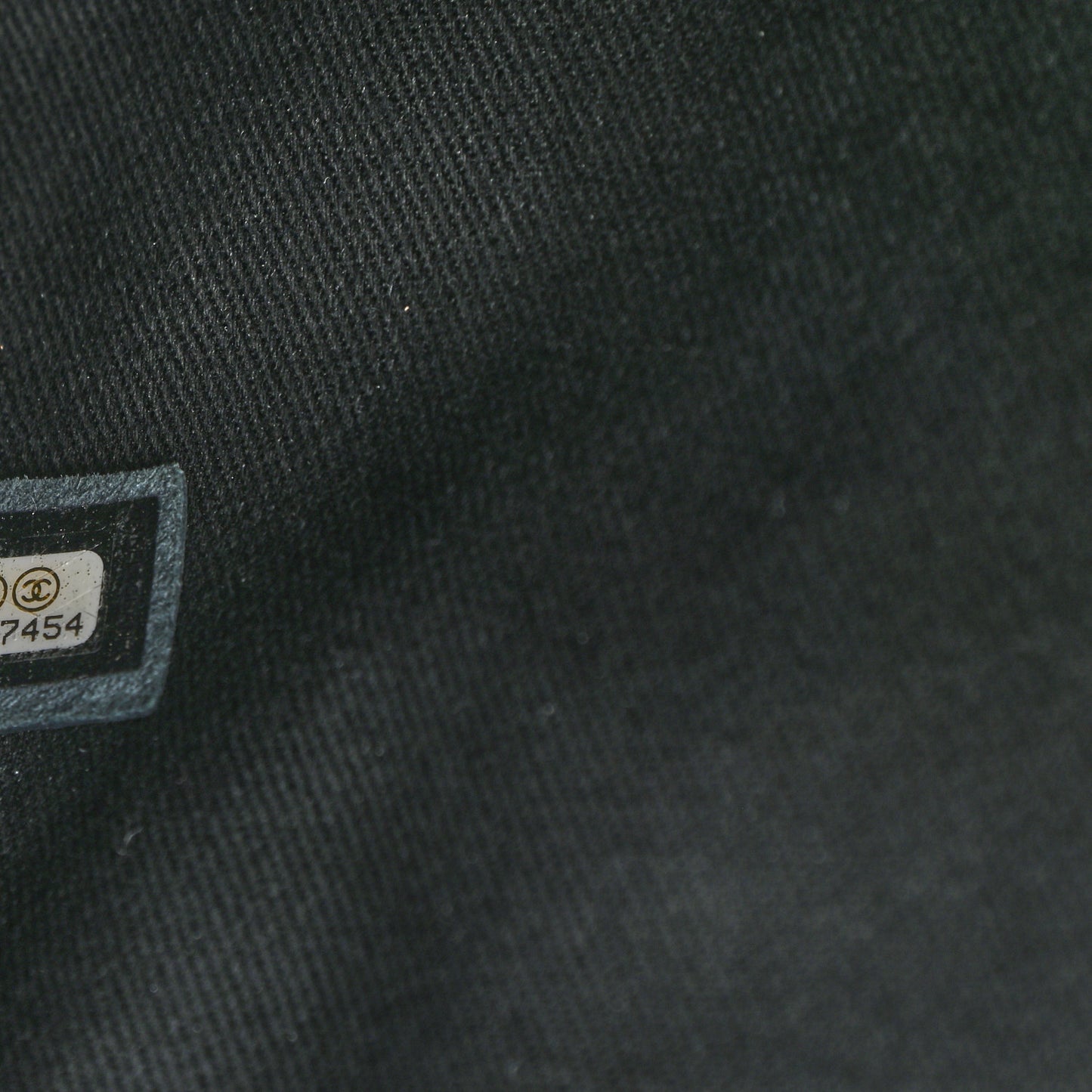 Caviar Quilted CC Clutch Black