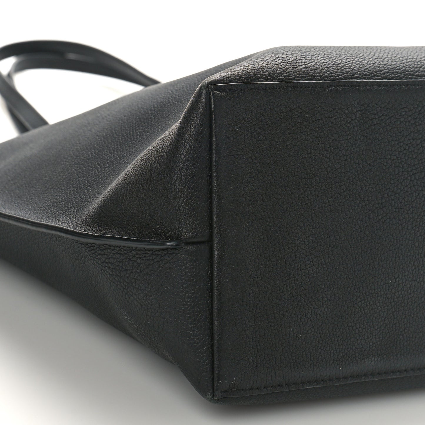 Calfskin Lockme Go Tote Black