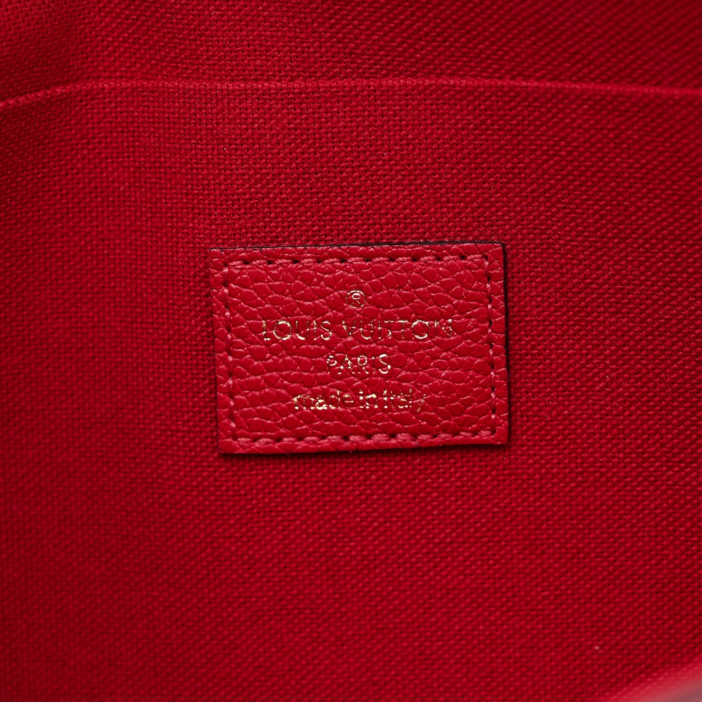 Empreinte Pochette Felicie Chain Wallet Scarlet
