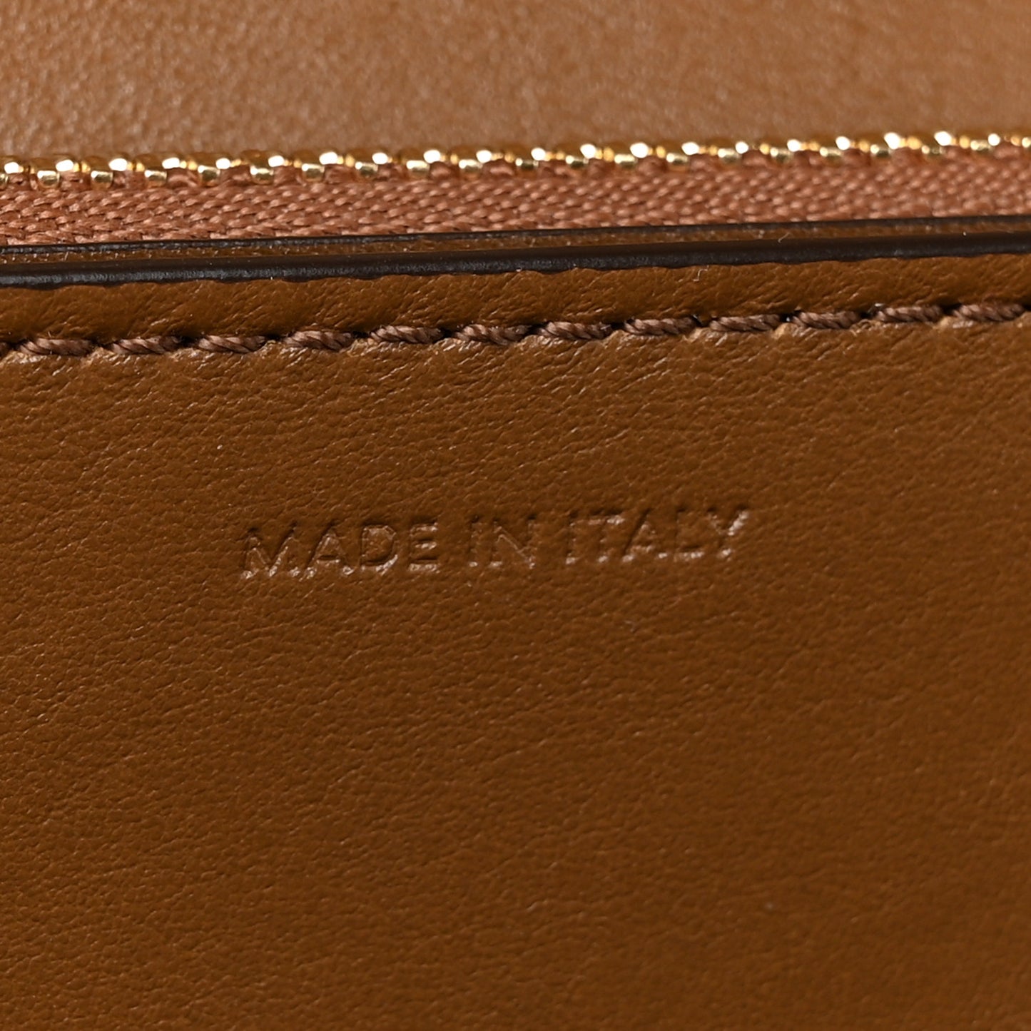 Box Calfskin Medium Classic Box Flap Bag Camel