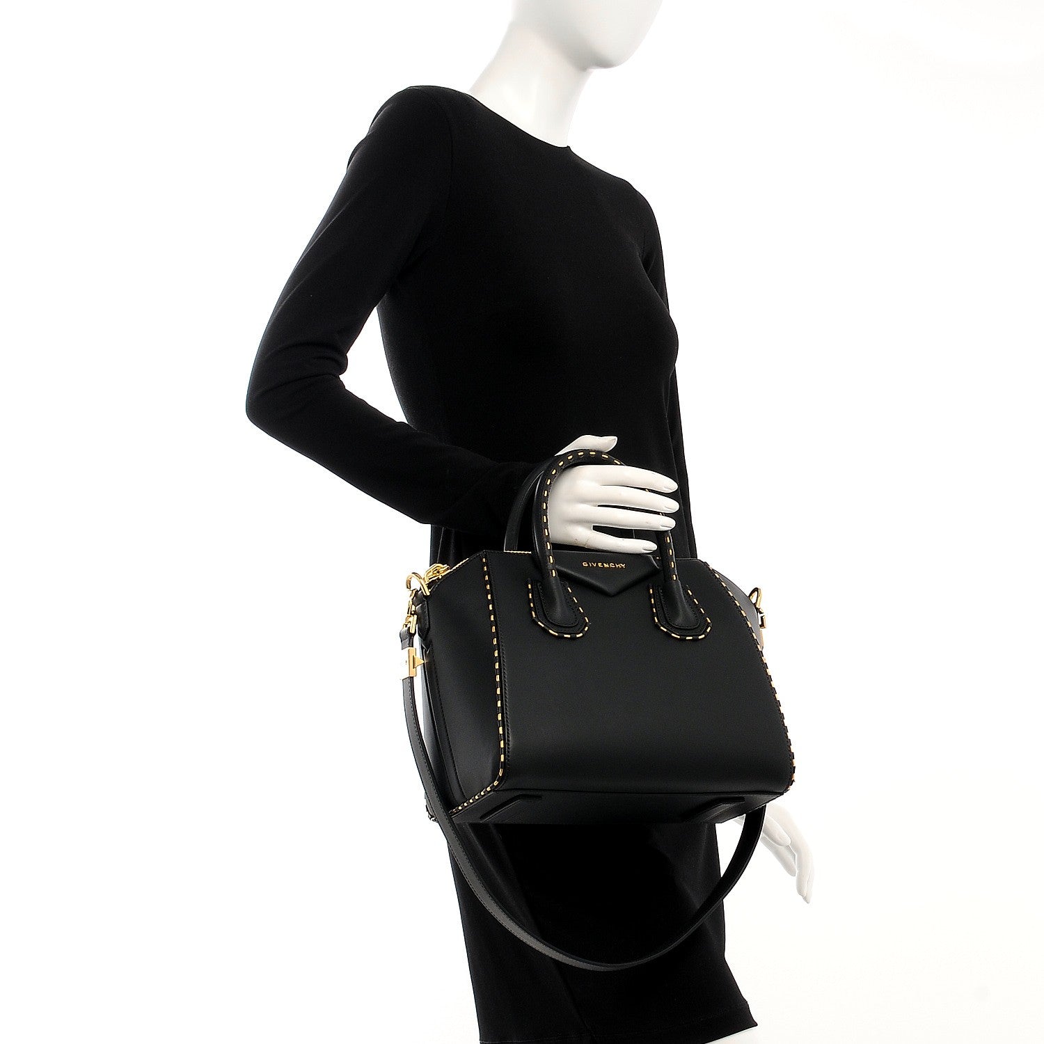 Givenchy Calfskin Chain Detail Small Antigona Black 3 of 12