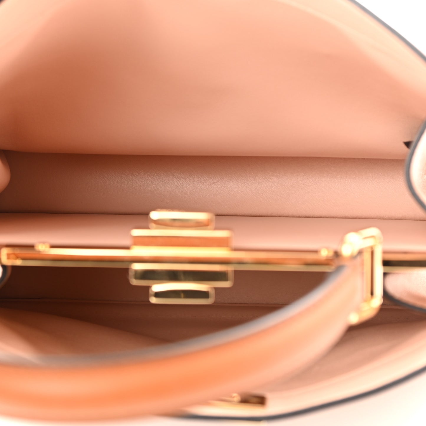 Vitello Seta Shiny Nappa Medium Peekaboo I SEE U Satchel Brandy Light Rose