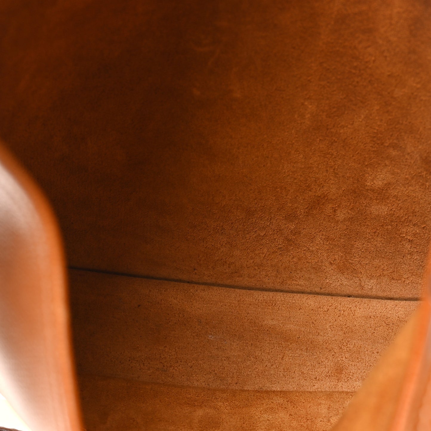 Epsom Evelyne III PM Toffee