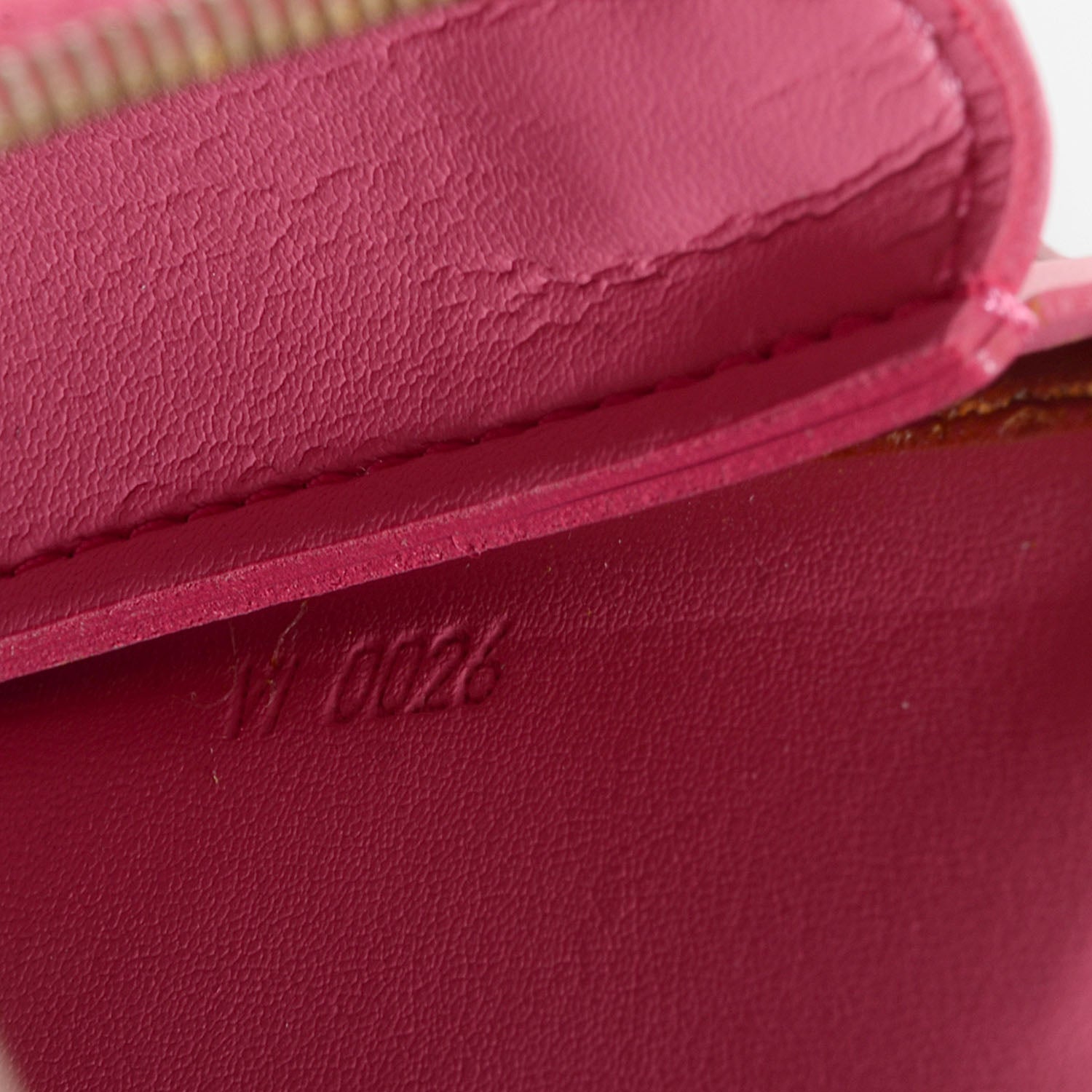 Louis Vuitton Vernis Lexington Pochette Framboise 7 of 7