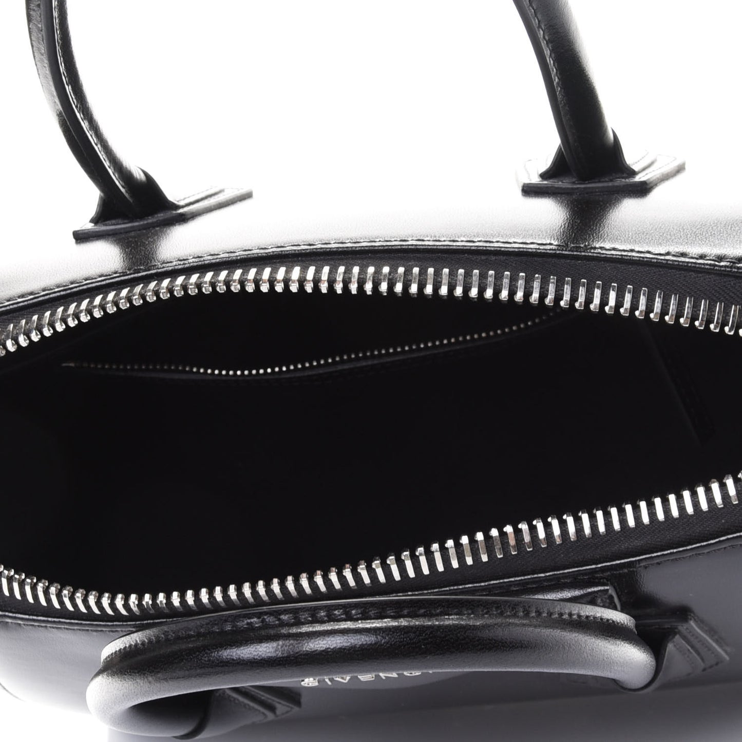 Shiny Lord Calfskin Small Antigona Black