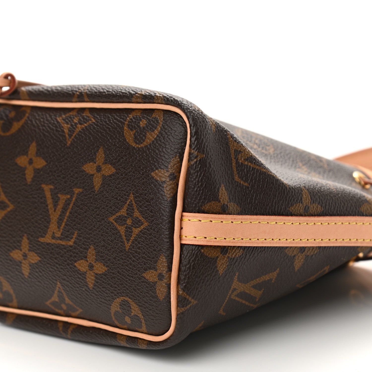Louis Vuitton Monogram Nano Noe 10 of 10