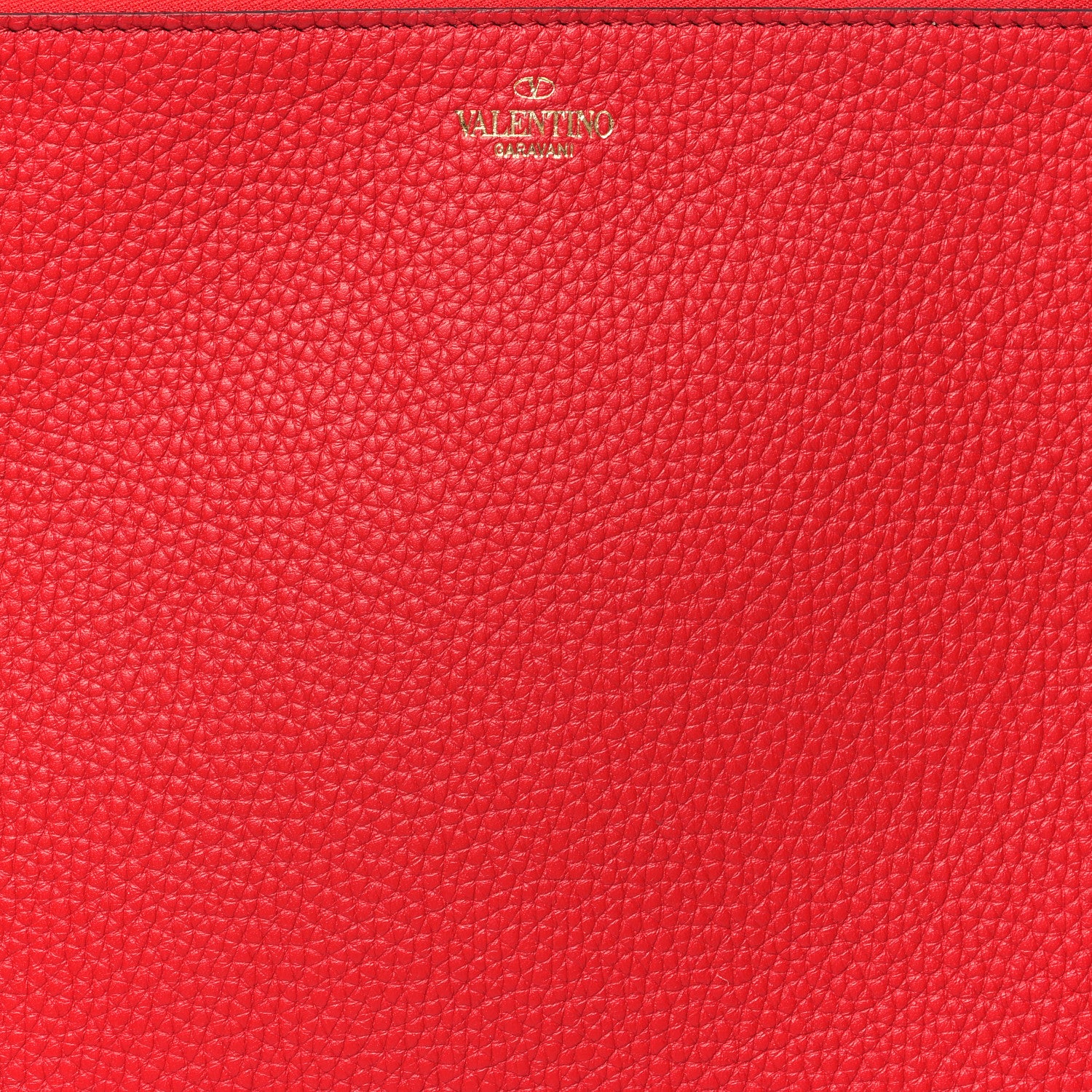 Valentino Garavani Pebbled Calfskin Large Rockstud Flat Zip Pouch Rouge Pur 7 of 7
