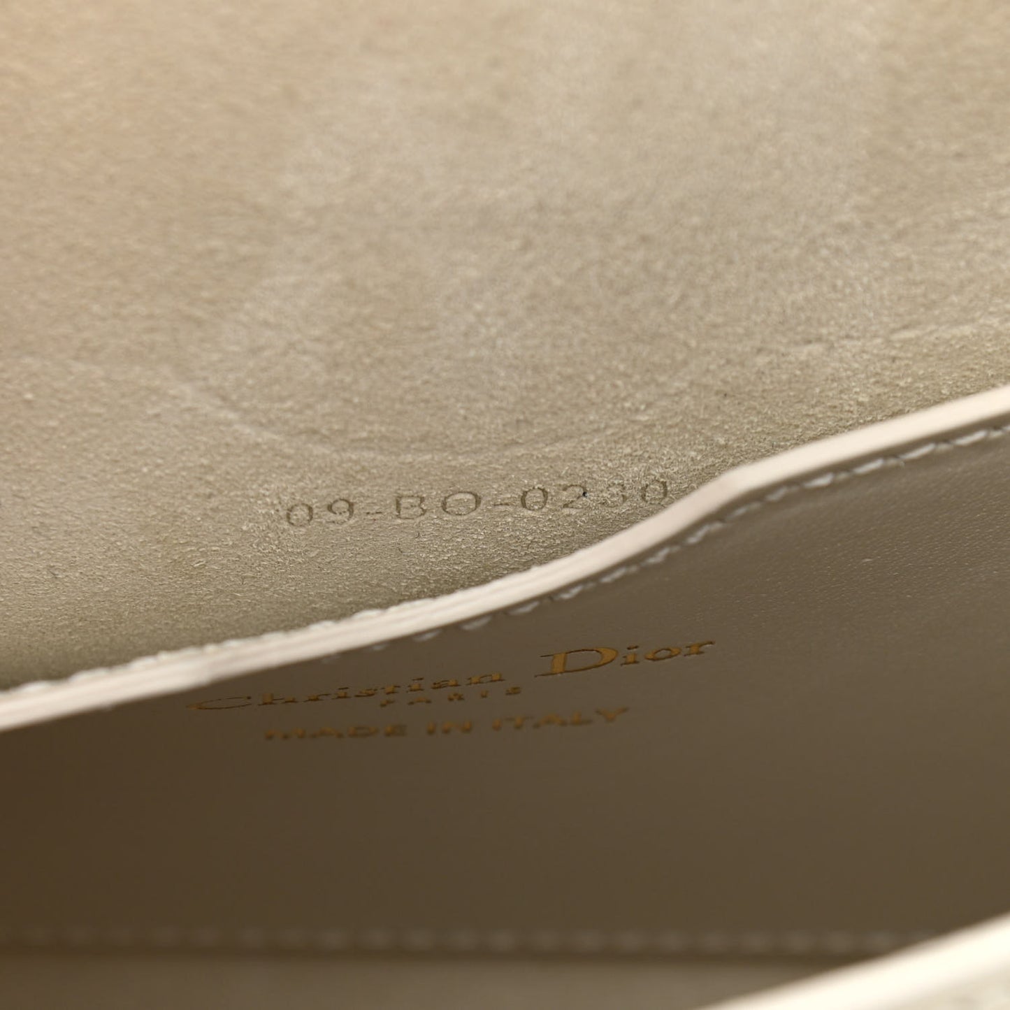 Box Calfskin Bobby Flap Latte
