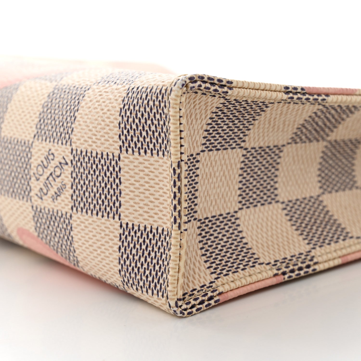 Louis Vuitton Damier Azur Tahitienne Toiletry Pouch 26 8 of 9