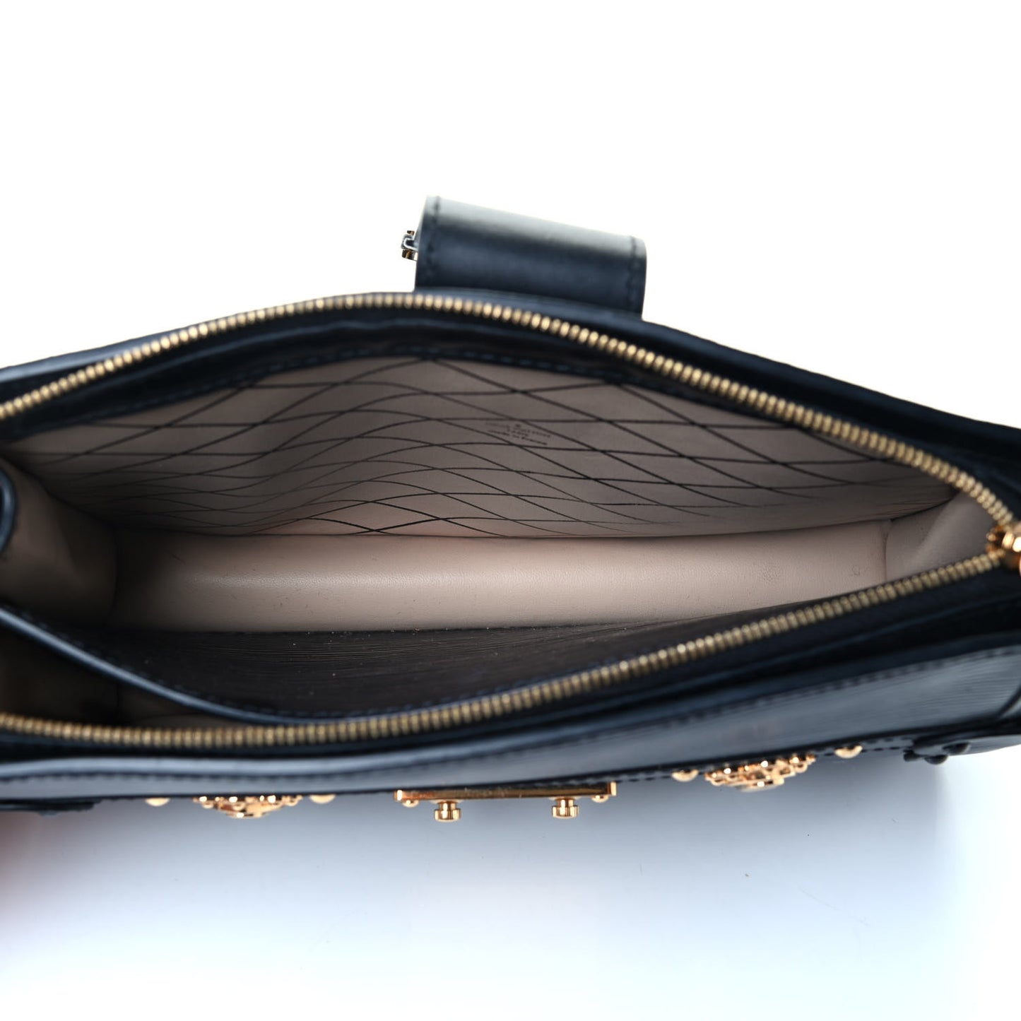 Epi Trunk Clutch Black