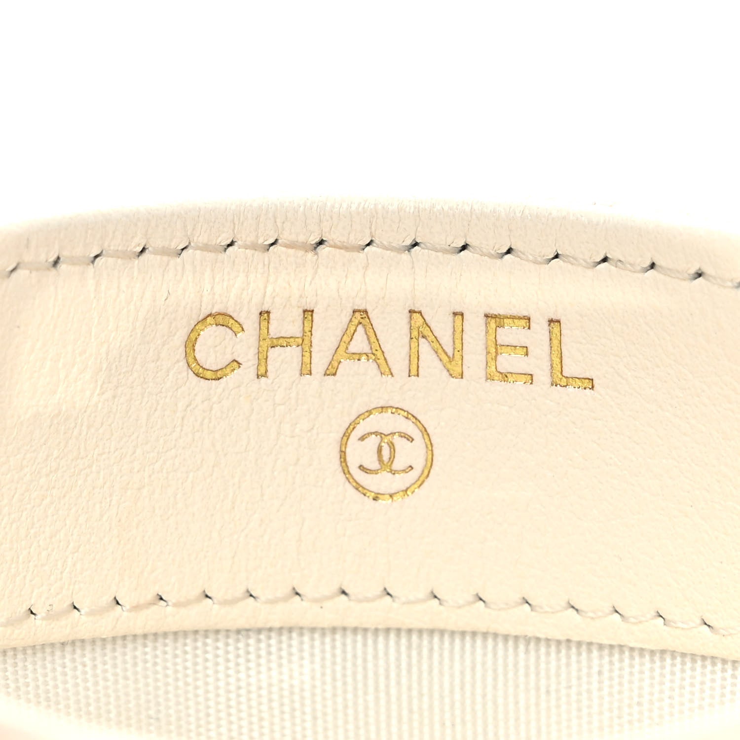 Chanel Caviar Chevron Quilted Boy Card Holder White 5 of 8