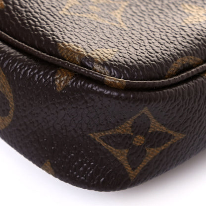 Louis Vuitton Monogram 2021 Christmas Animation London Mini Pochette Accessories Red 10 of 11