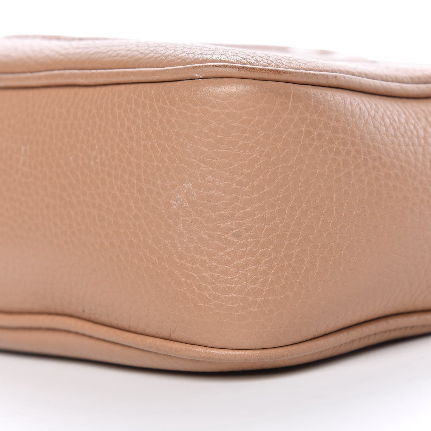 Pebbled Calfskin Small Soho Disco Bag Camelia