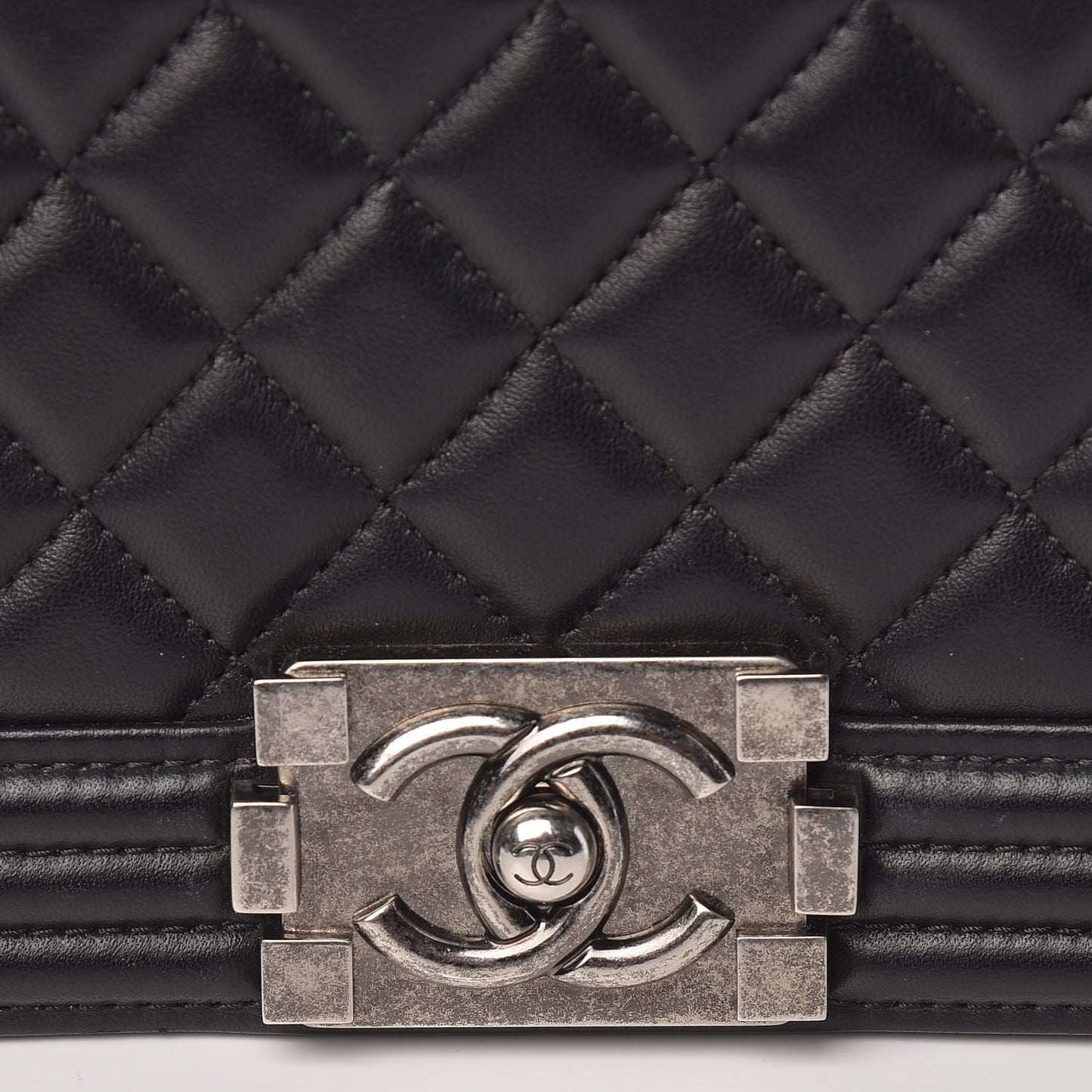 Lambskin Quilted Medium Boy Flap Black