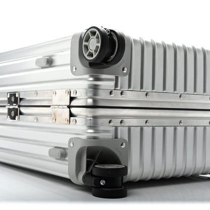 Rimowa Aluminum Classic Flight Cabin Silver 7 of 15
