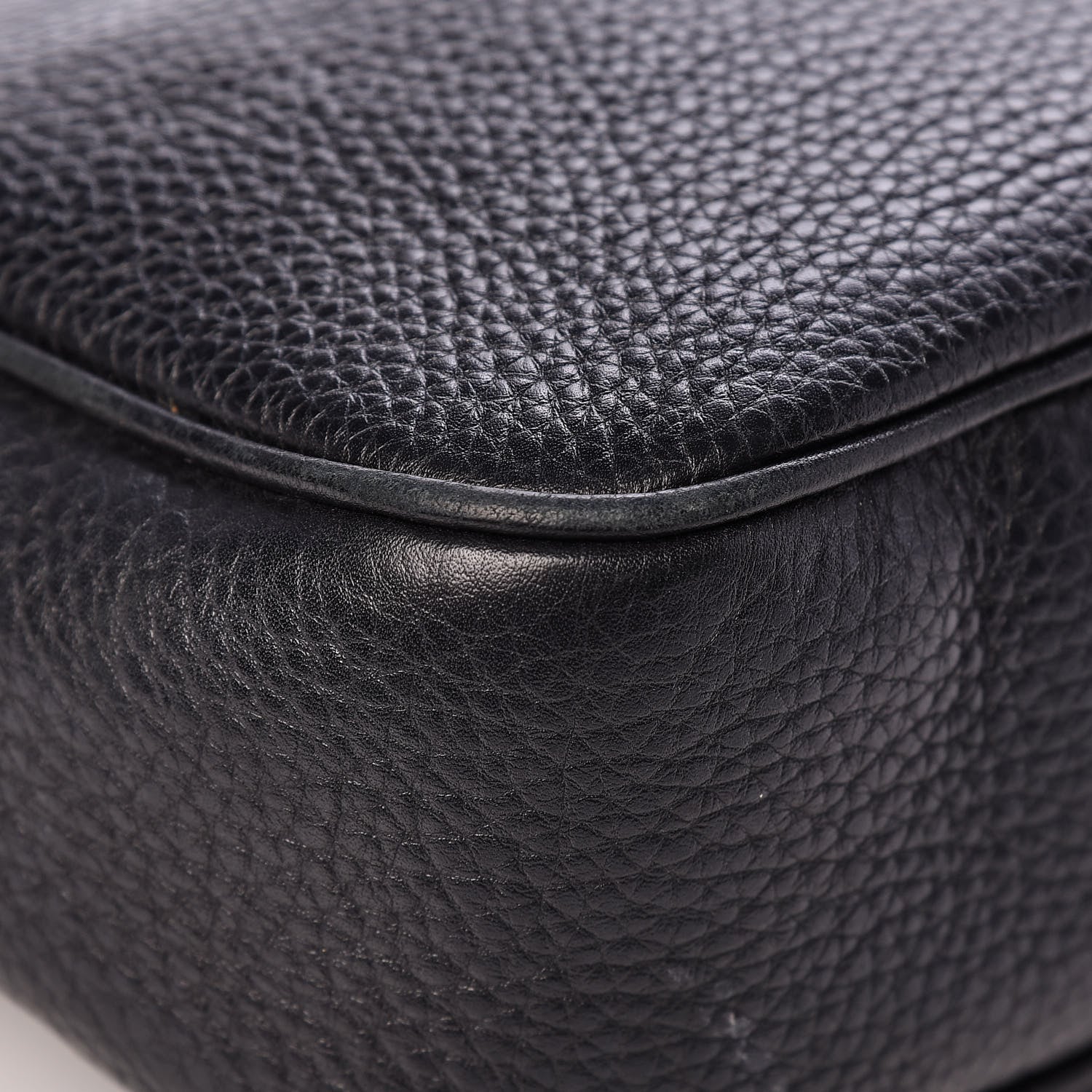 Gucci Pebbled Calfskin Small Soho Disco Bag Black 12 of 16