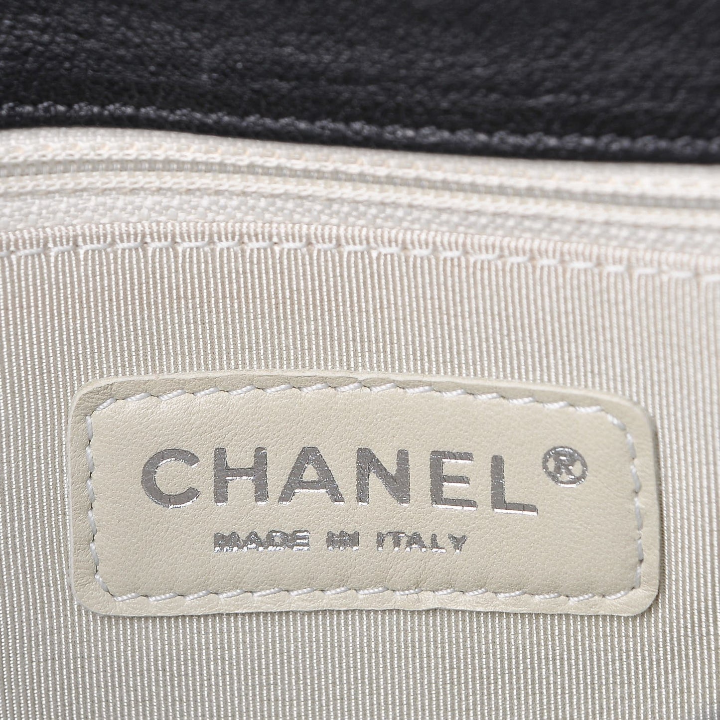 Washed Lambskin Maxi Chain Around Flap Black