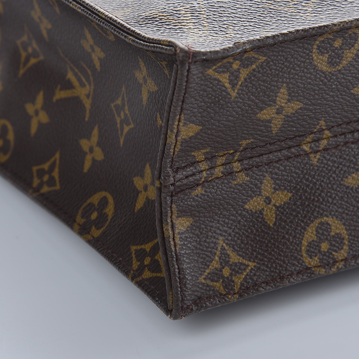 Louis Vuitton Monogram Sac Plat 19 of 20