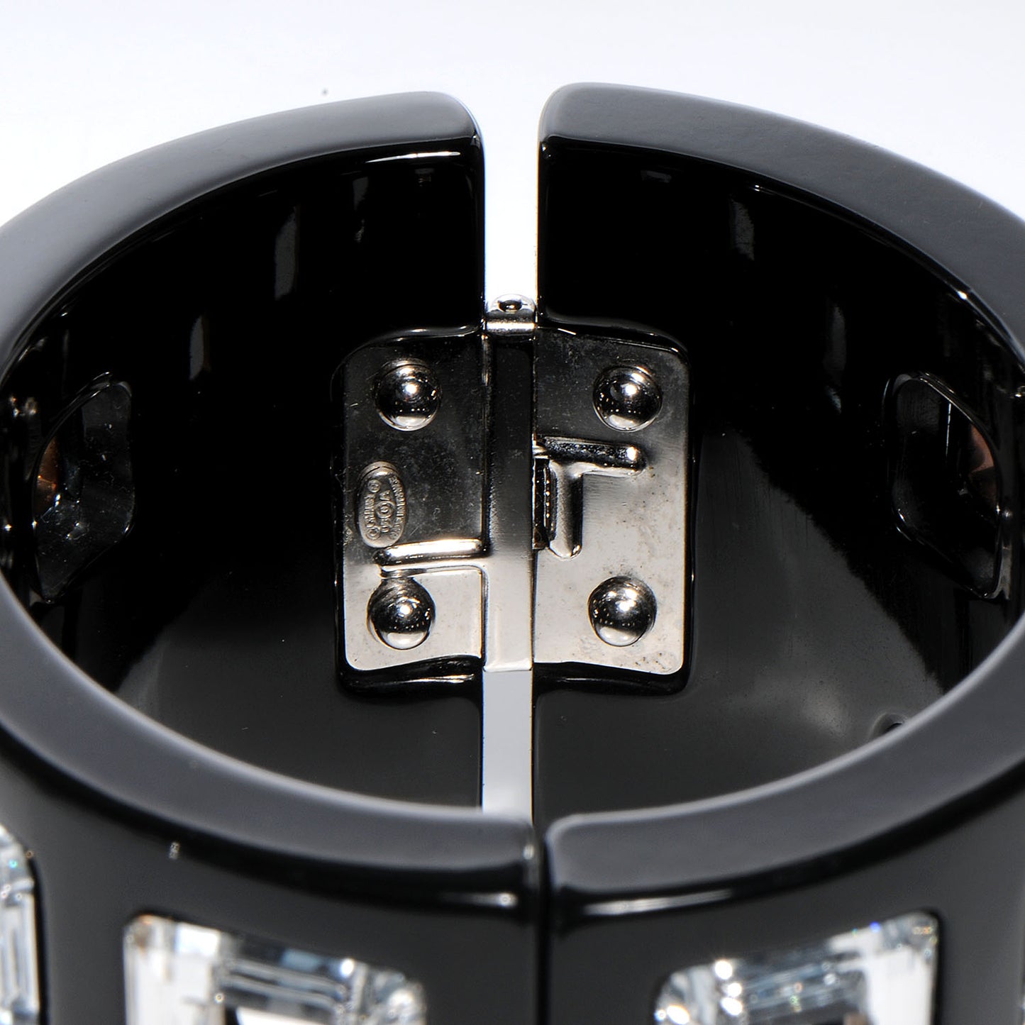 Resin Baguette Crystal CC Cuff Black