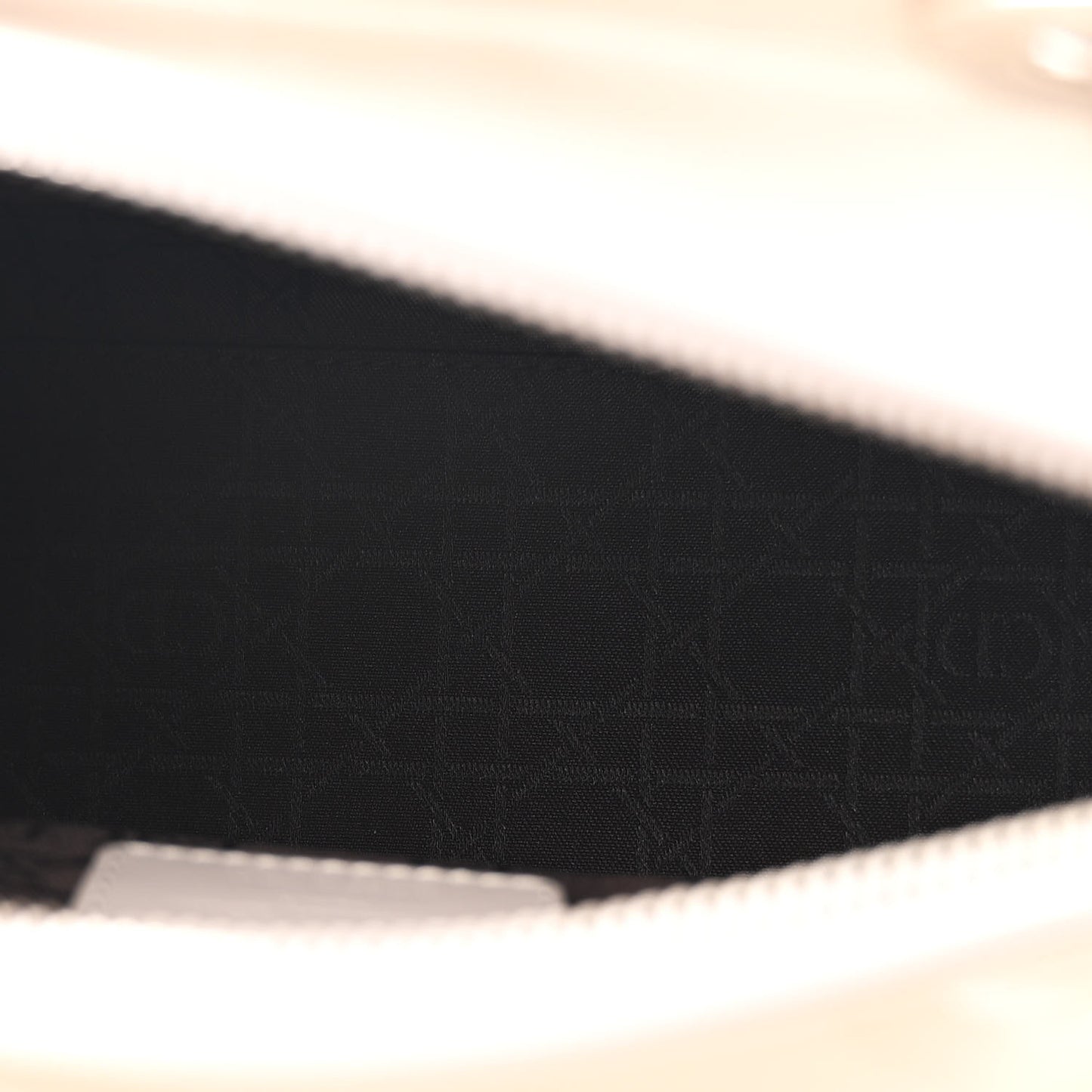 Patent Cannage Medium Lady Dior Beige