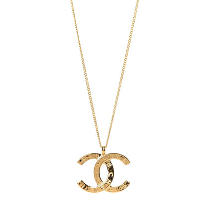 Chanel Metal CC Paris Button Necklace Gold 1 of 6