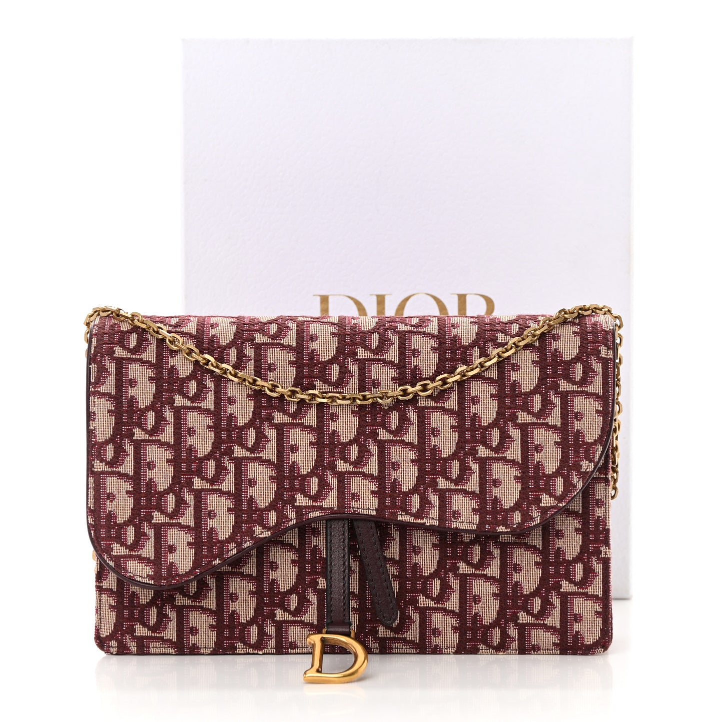 Oblique Saddle Chain Pouch Burgundy