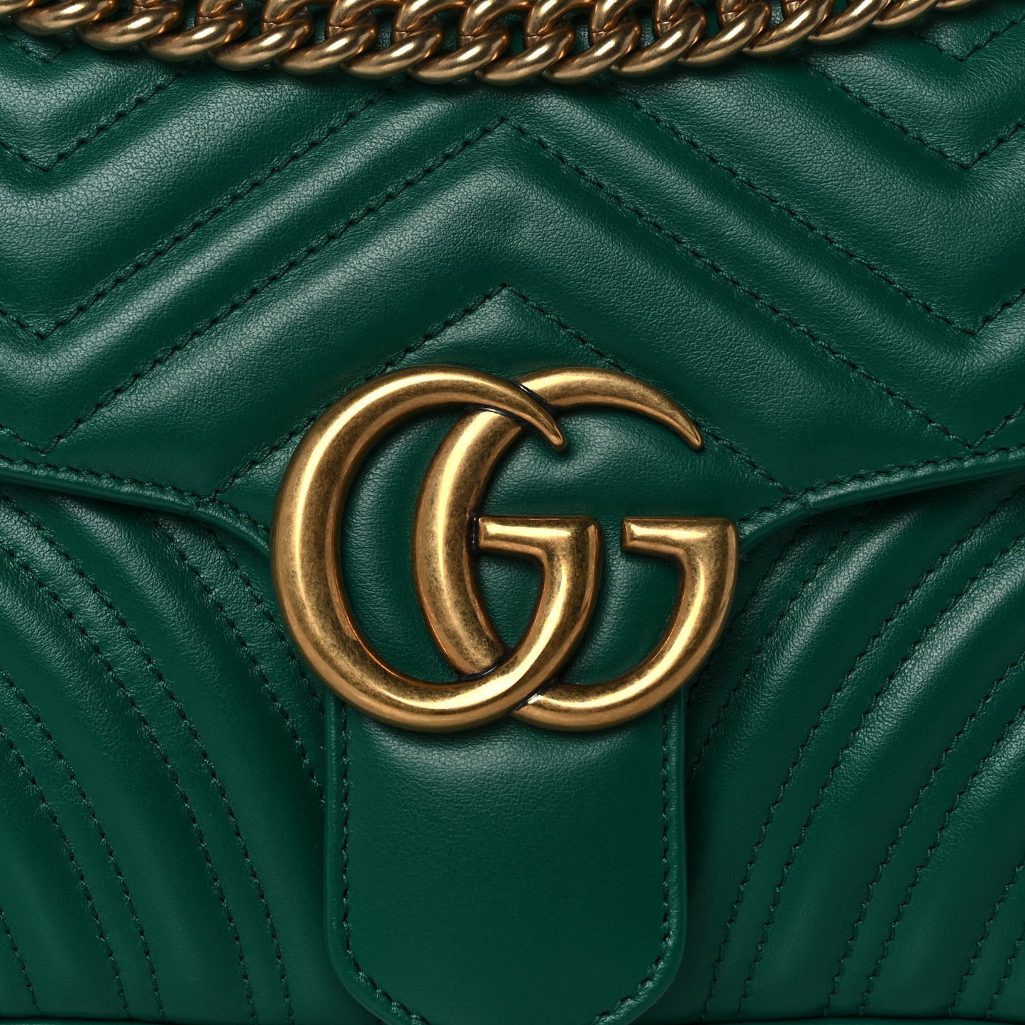 Calfskin Matelasse Small GG Marmont Shoulder Bag Emerald Green