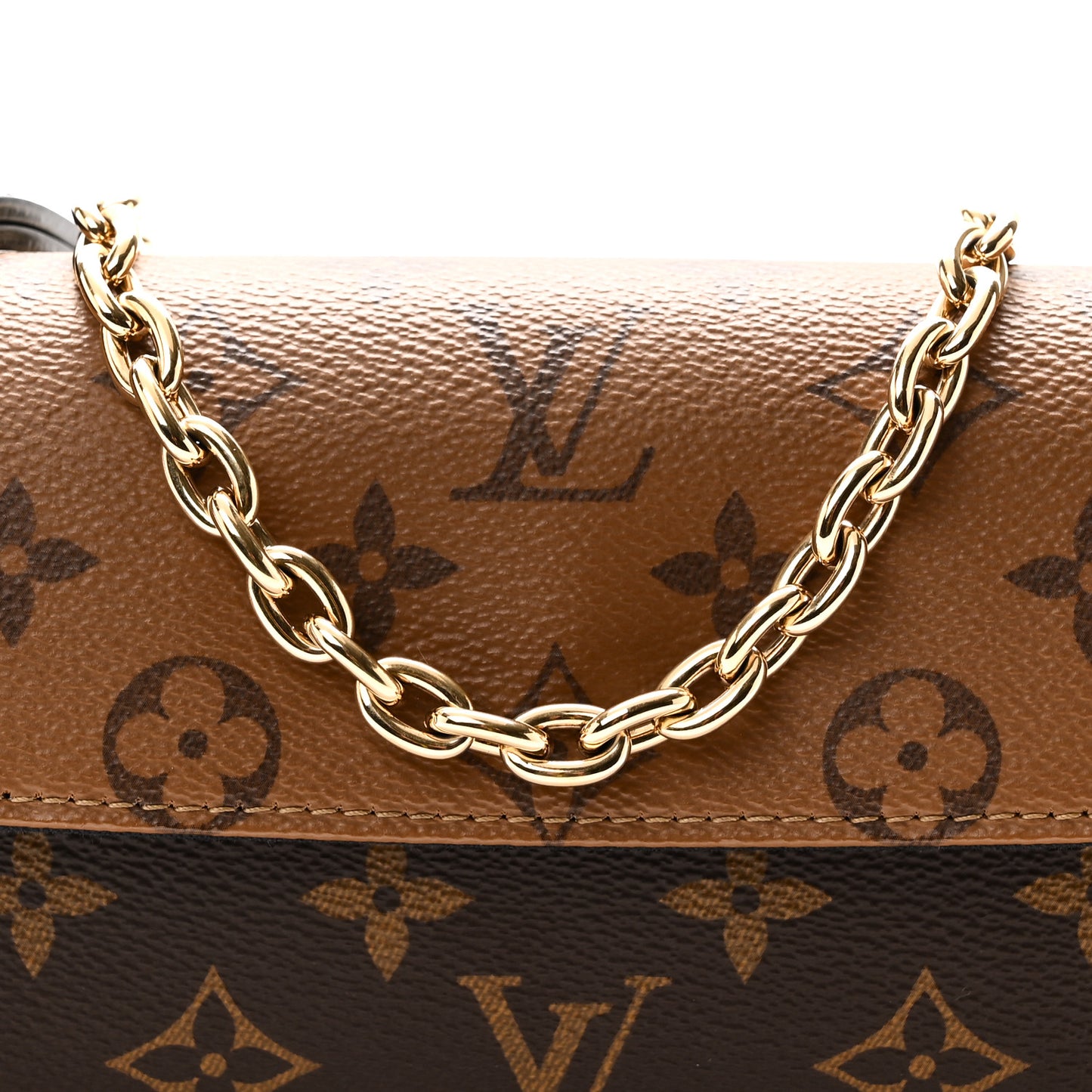 Reverse Monogram Ivy Wallet On Chain