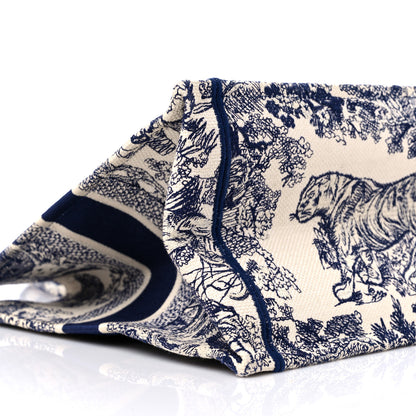 Christian Dior Canvas Embroidered Medium Dioriviera Toile De Jouy Book Tote Blue 8 of 11