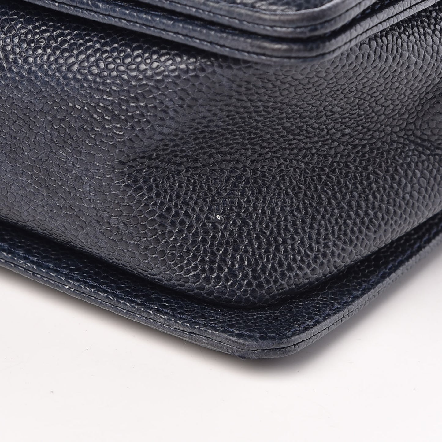 Caviar Quilted Large Boy Flap Blue