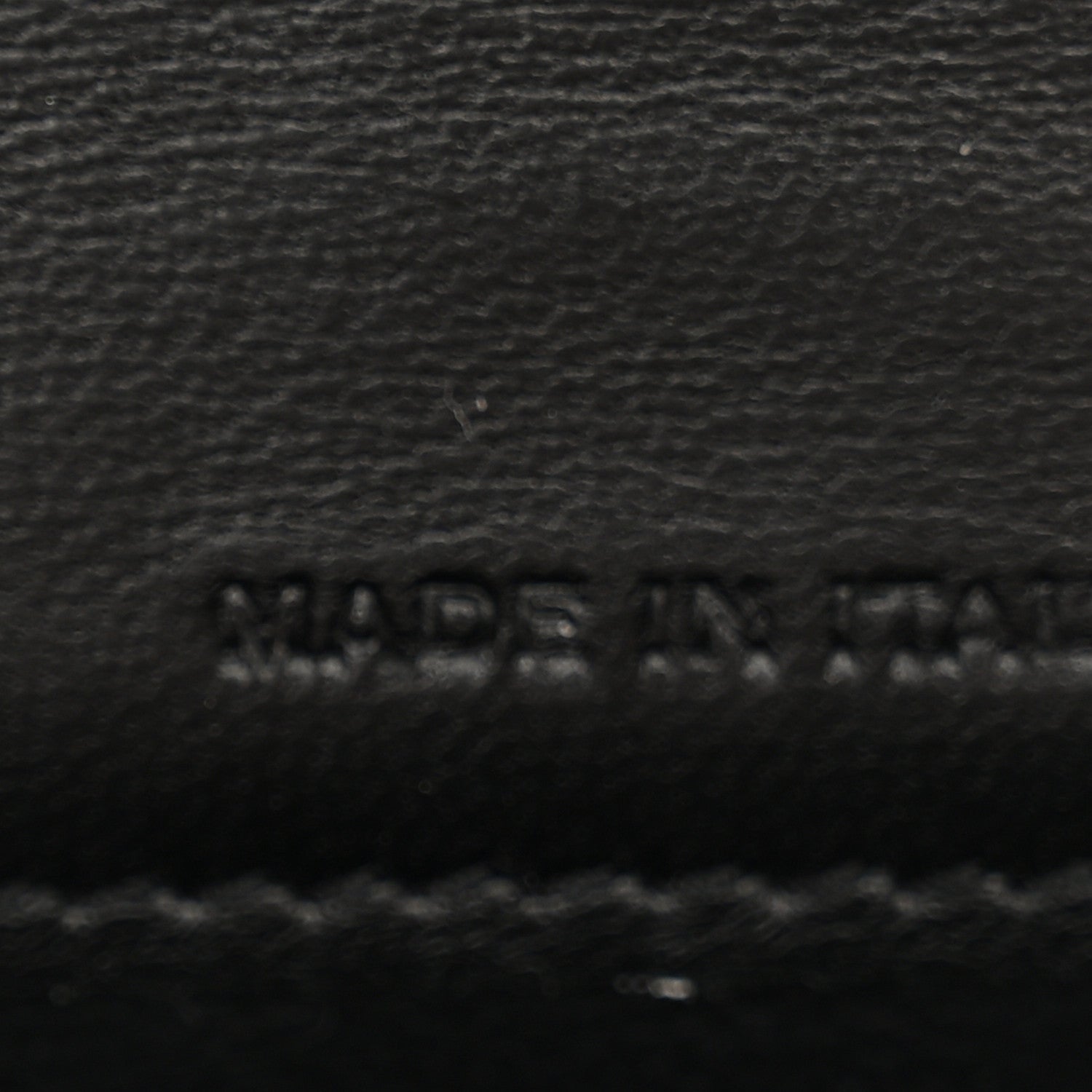 Saint Laurent Grain De Poudre Matelasse Chevron Monogram Flap Card Case Black 6 of 9