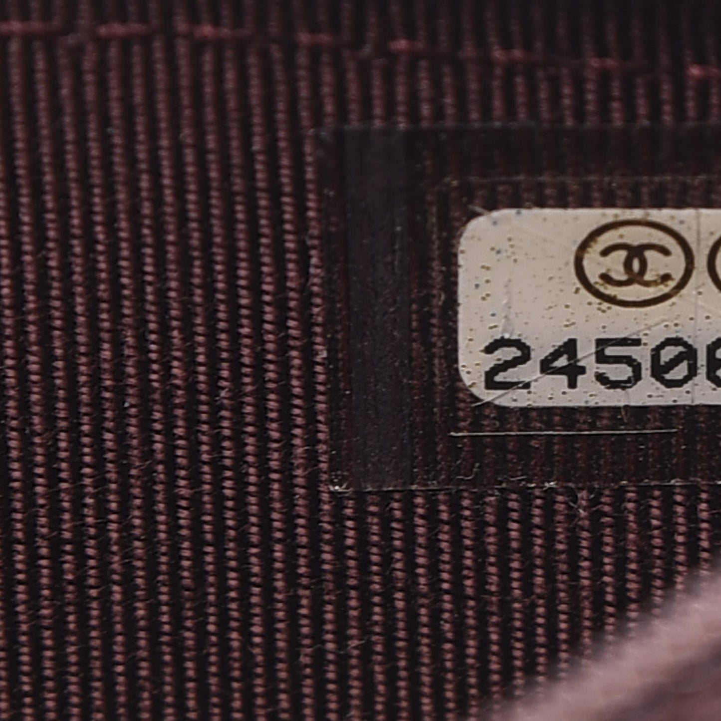 Caviar Quilted Square Wallet On Chain WOC Black