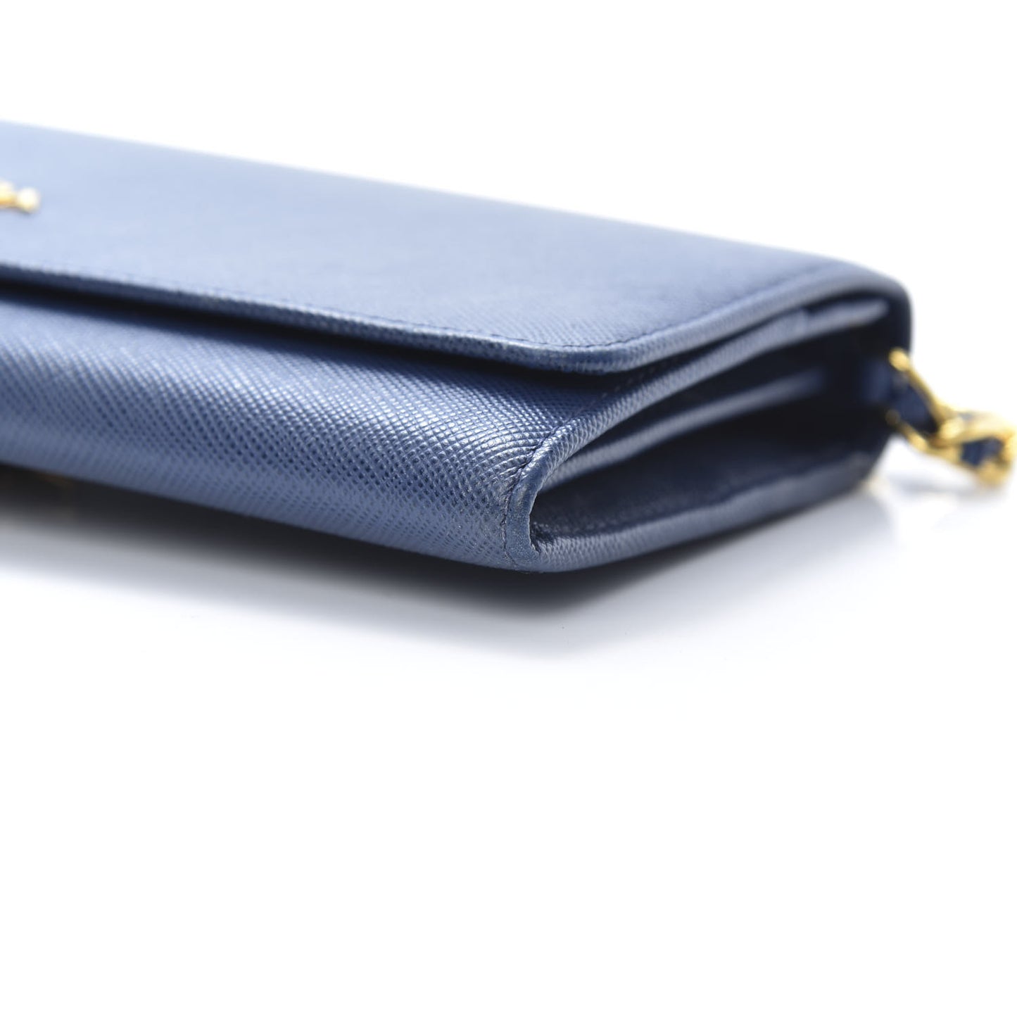 Saffiano Metal Oro Chain Wallet Bleuette