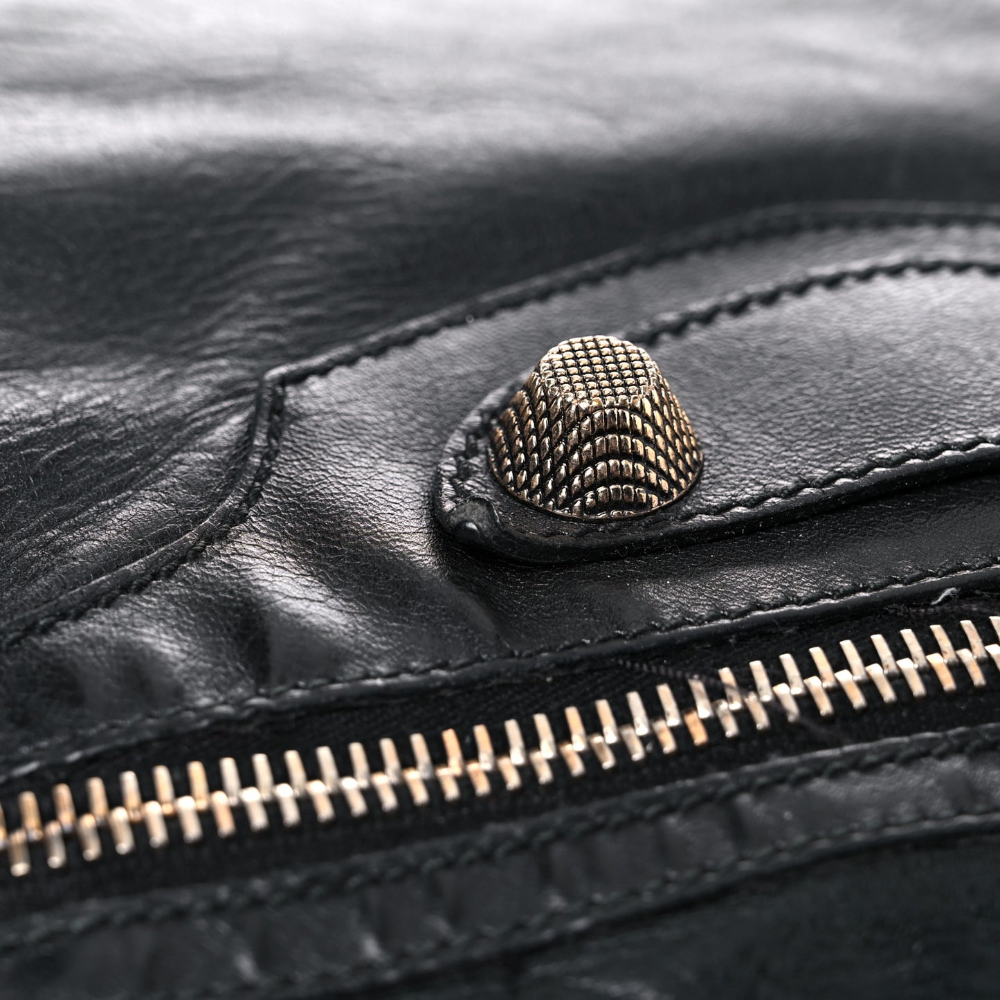 Chevre Giant 21 Gold Hardware Day Hobo Black