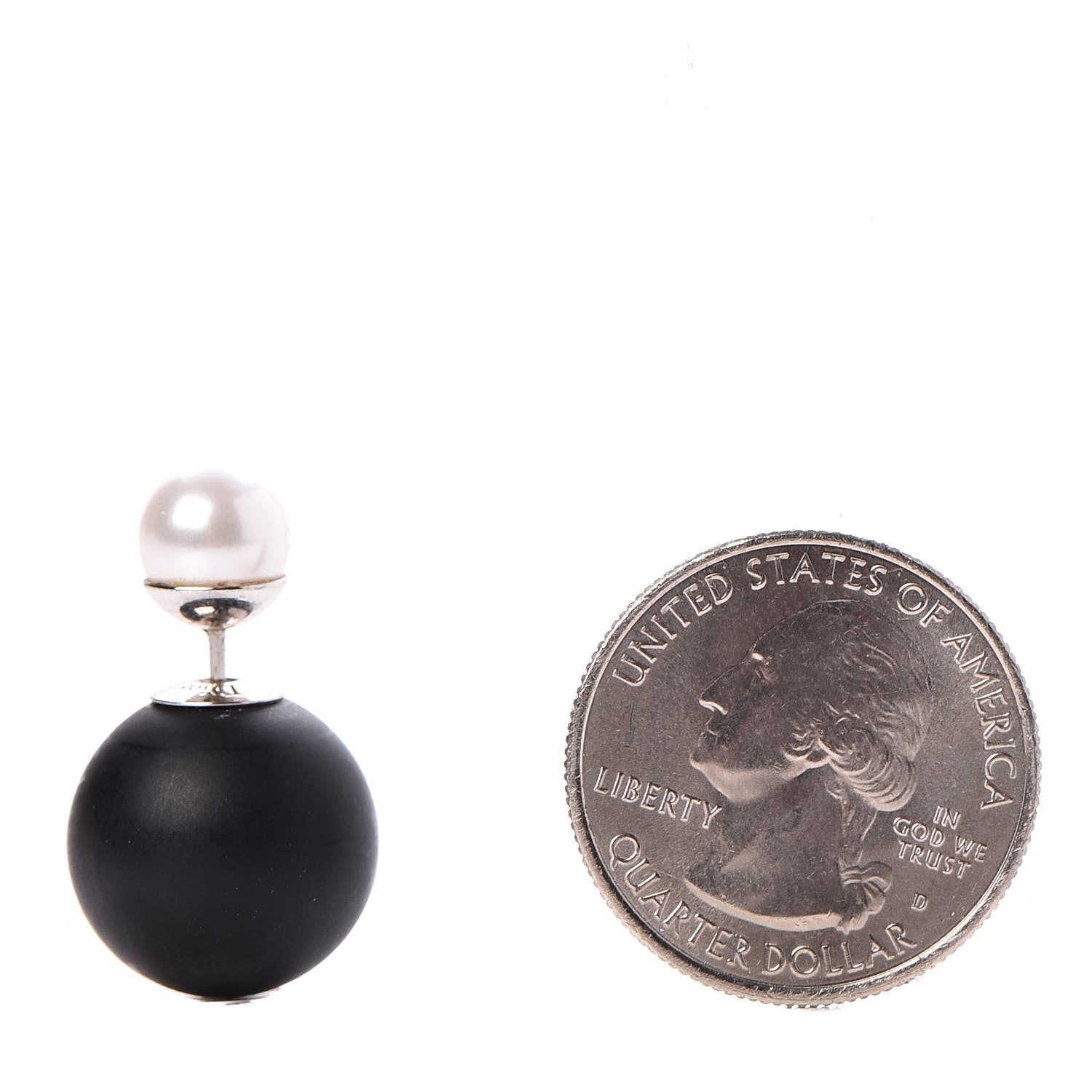 Christian Dior Mise En Dior Tribal Earrings Matte Black Pearl 2 of 3
