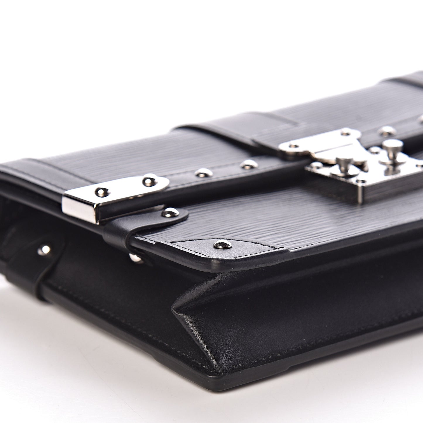 Epi Trunk Chain Wallet Black