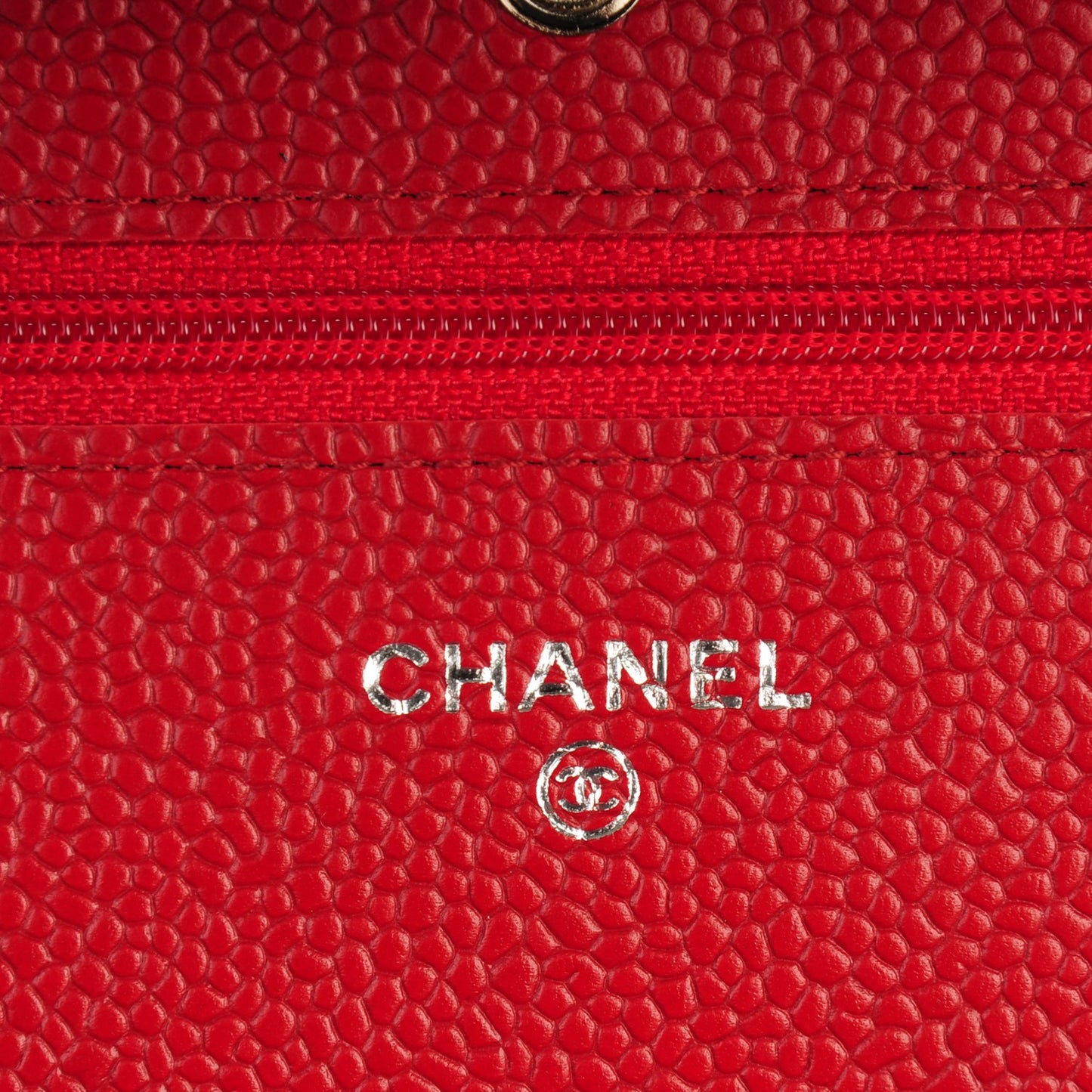 Caviar Quilted Wallet On Chain WOC Dark Red