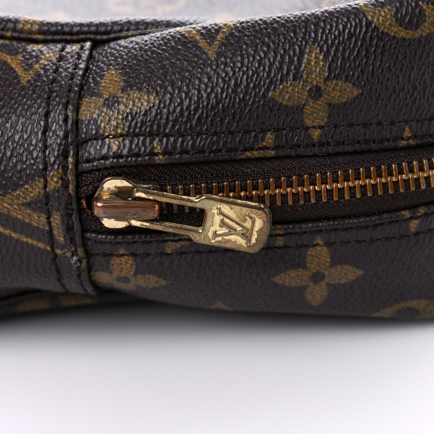 Louis Vuitton Monogram Trousse Toilette 28 16 of 16