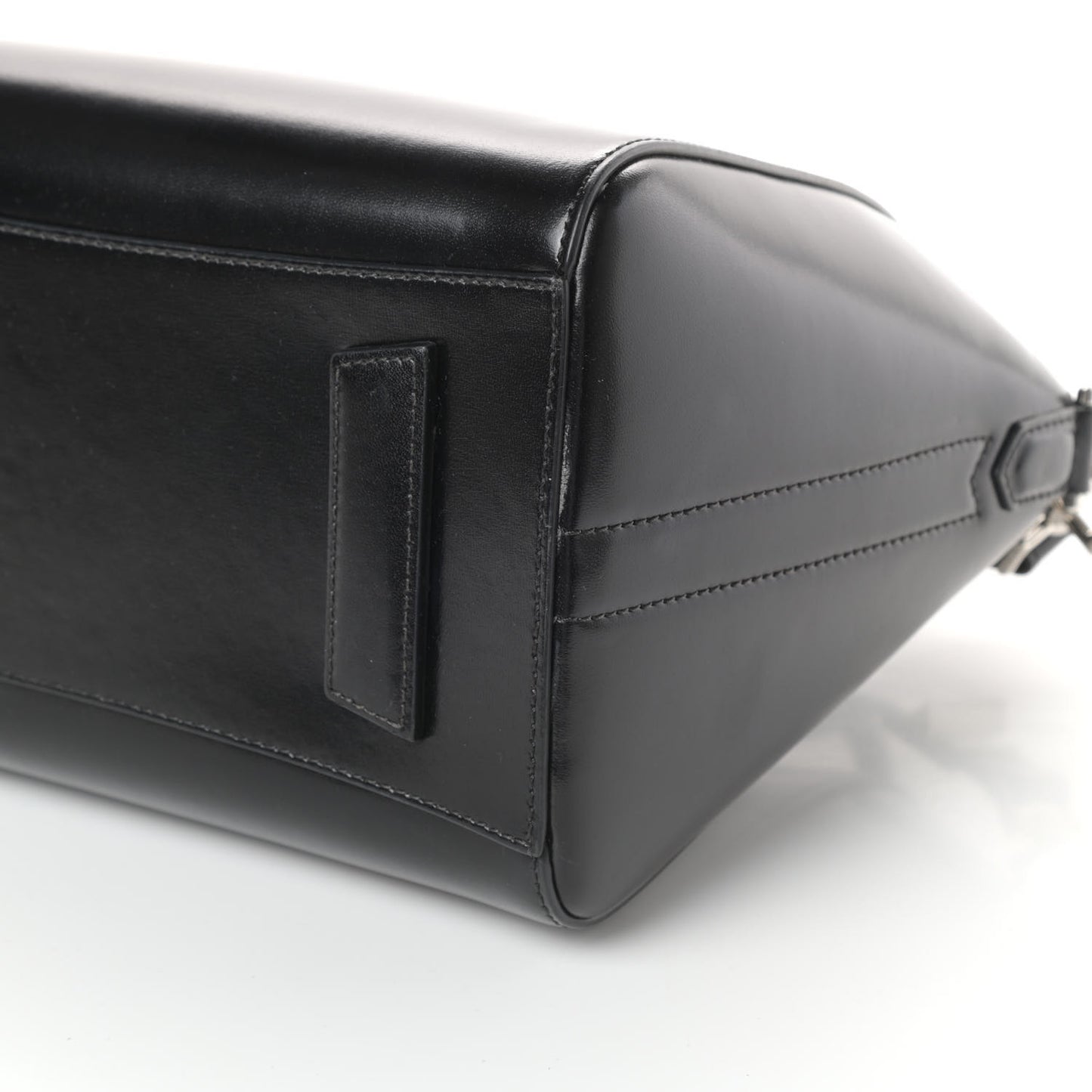 Shiny Lord Calfskin Small Antigona Black